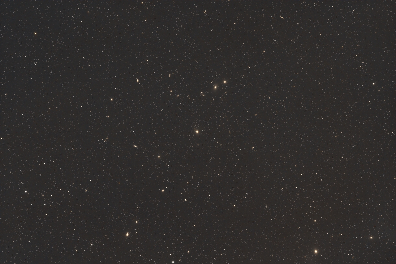 Markarian's Chain Wide